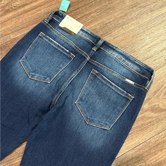 Kancan NWT Dark Wash Mid Rise Boot Cut Flare Distressed 11 / 29 - Picture 8 of 9